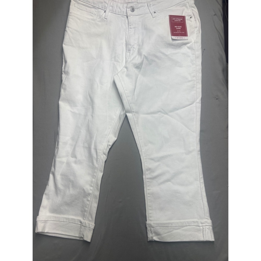 Levi Strauss Signature Womens White Mid Rise Capri Jeans Size 14 W32 24694-0059